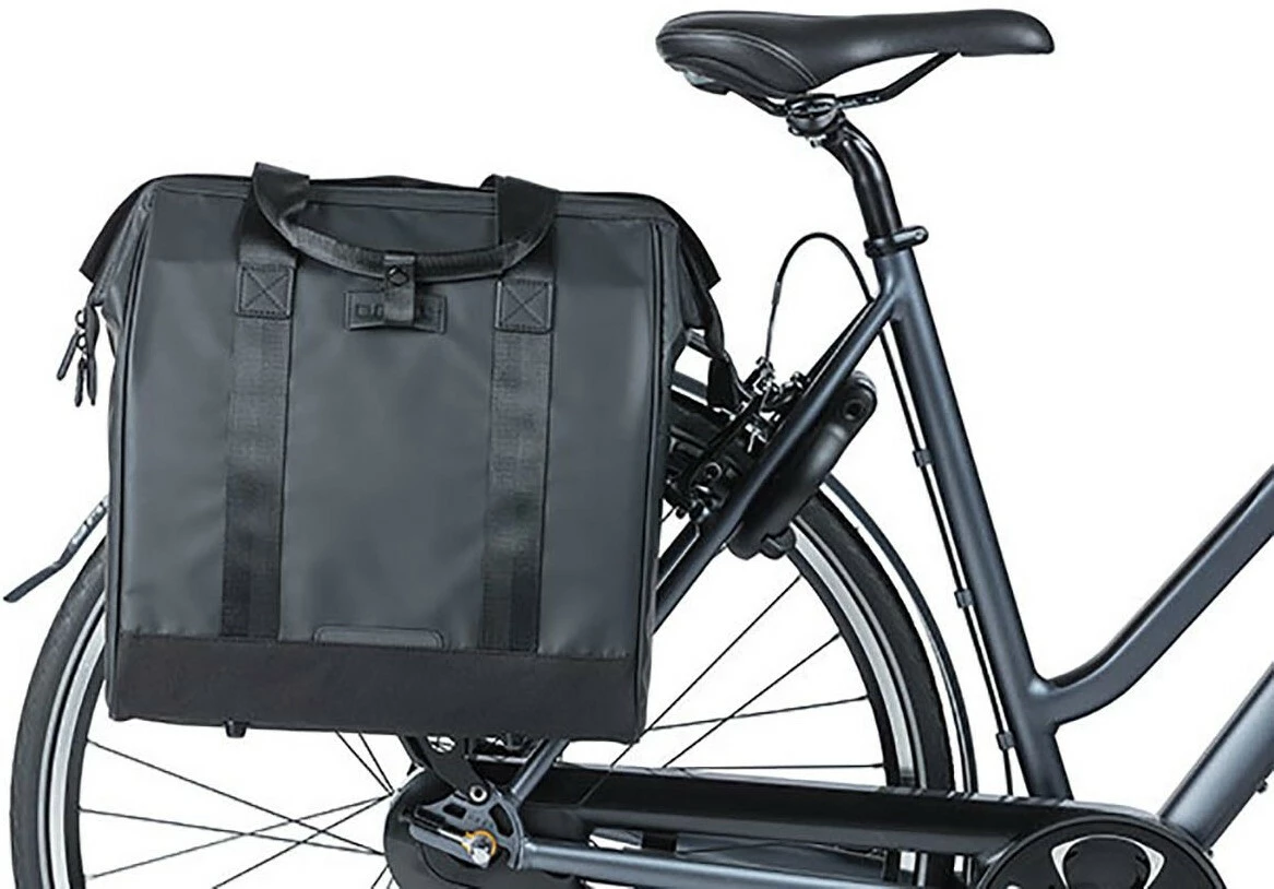 Basil Bei Brügelmann Online Basil Grand Shopper Bag 23l Tarpaulin Schwarz 5 Basil Bei Brügelmann Online Basil Grand Shopper Bag 23l Tarpaulin Schwarz – Bild 3