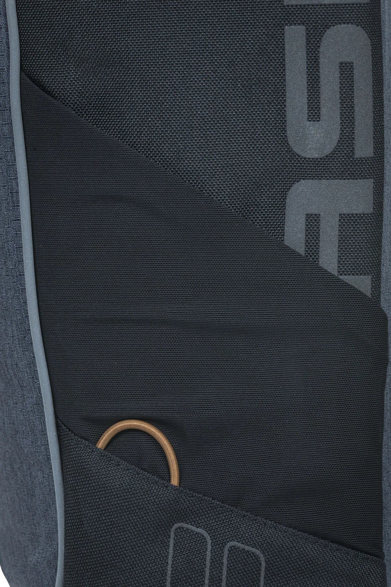 Basil Bei Brügelmann Online Basil Miles Doppel-Gepäckträgertasche MIK 34l Schwarz/blau 5 Basil Bei Brügelmann Online Basil Miles Doppel-Gepäckträgertasche MIK 34l Schwarz/blau – Bild 3