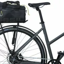 Basil Bei Brügelmann Online Basil Miles Gepäckträgertasche 7l Schwarz/gelb 11 Basil Bei Brügelmann Online Basil Miles Gepäckträgertasche 7l Schwarz/gelb -Angebote Beleuchtung Store basil miles gepaecktraeger tasche 7l black lime 6