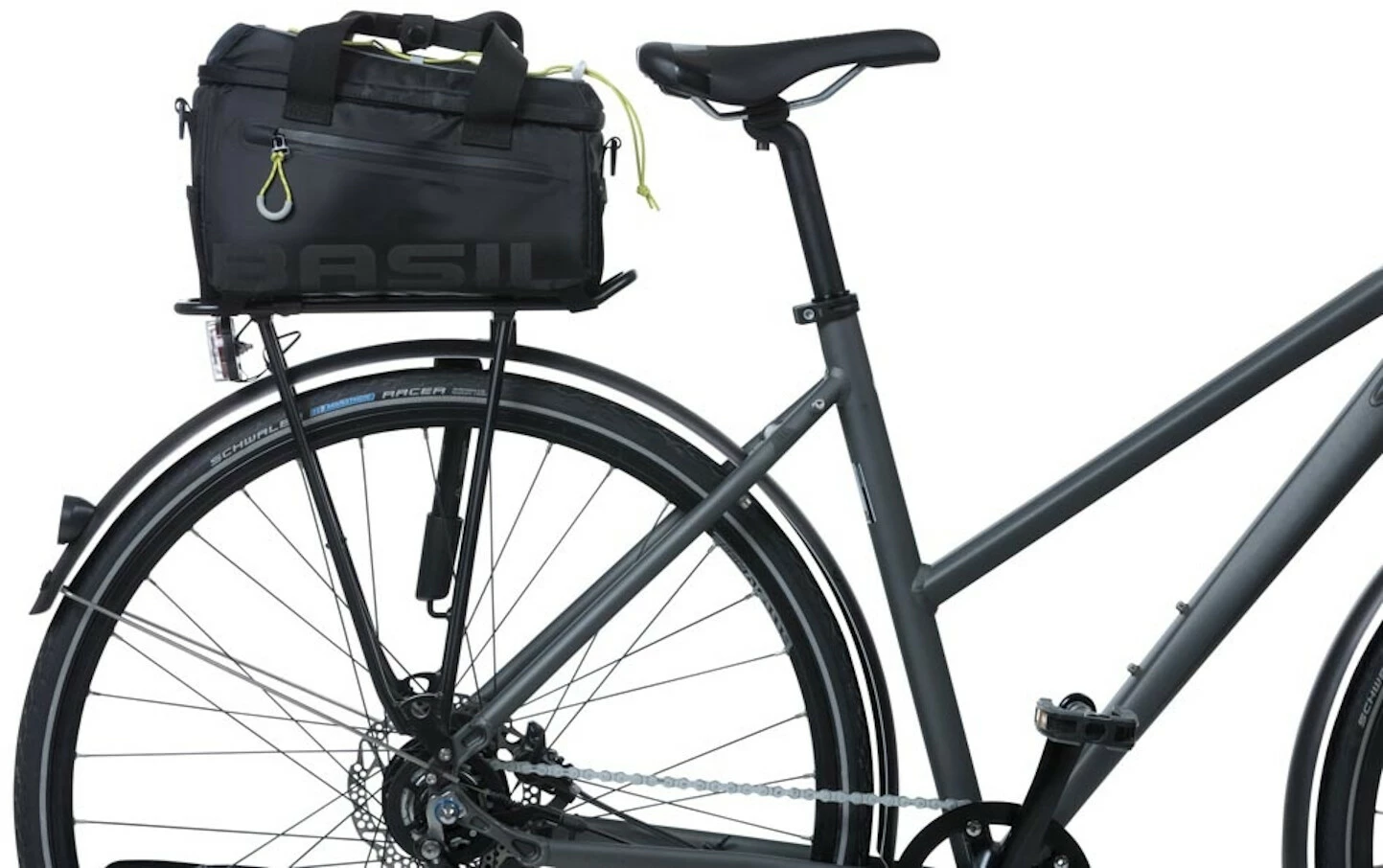 Basil Bei Brügelmann Online Basil Miles Gepäckträgertasche 7l Schwarz/gelb 7 Basil Bei Brügelmann Online Basil Miles Gepäckträgertasche 7l Schwarz/gelb – Bild 5