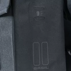 Basil Bei Brügelmann Online Basil Urban Dry Doppel-Gepäckträgertasche 50l Grau -Angebote Beleuchtung Store basil urban dry double pannier bag 50l charcoal melee 6