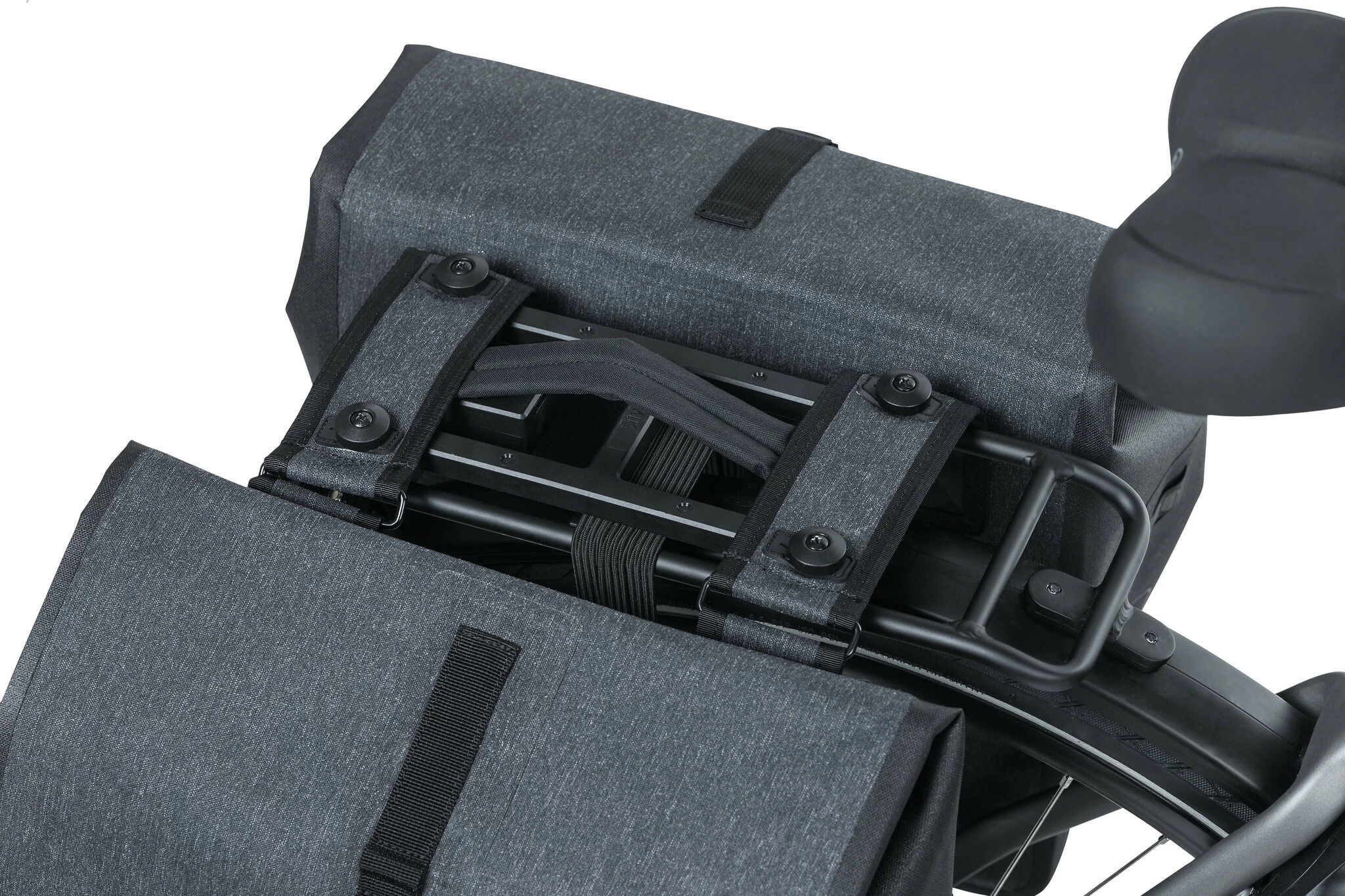 Basil Bei Brügelmann Online Basil Urban Dry Doppel-Gepäckträgertasche MIK 32l Grau 6 Basil Bei Brügelmann Online Basil Urban Dry Doppel-Gepäckträgertasche MIK 32l Grau – Bild 4