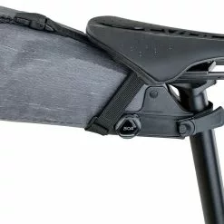 EVOC Bei Brügelmann Online EVOC Seat Pack Boa L Grau 7 EVOC Bei Brügelmann Online EVOC Seat Pack Boa L Grau -Angebote Beleuchtung Store evoc seat pack boa l carbon grey 4