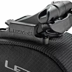Lezyne Bei Brügelmann Online Lezyne Caddy QR M Satteltasche -Angebote Beleuchtung Store lezyne caddy qr m schwarz 4