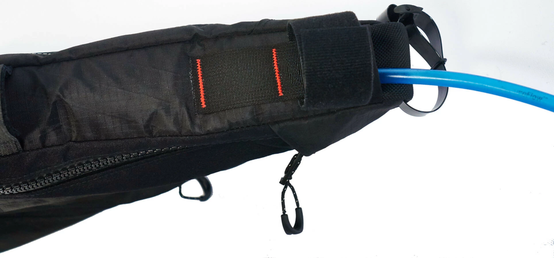 Revelate Designs Bei Brügelmann Online Revelate Designs Ripio Rahmentasche L Schwarz 6 Revelate Designs Bei Brügelmann Online Revelate Designs Ripio Rahmentasche L Schwarz – Bild 4