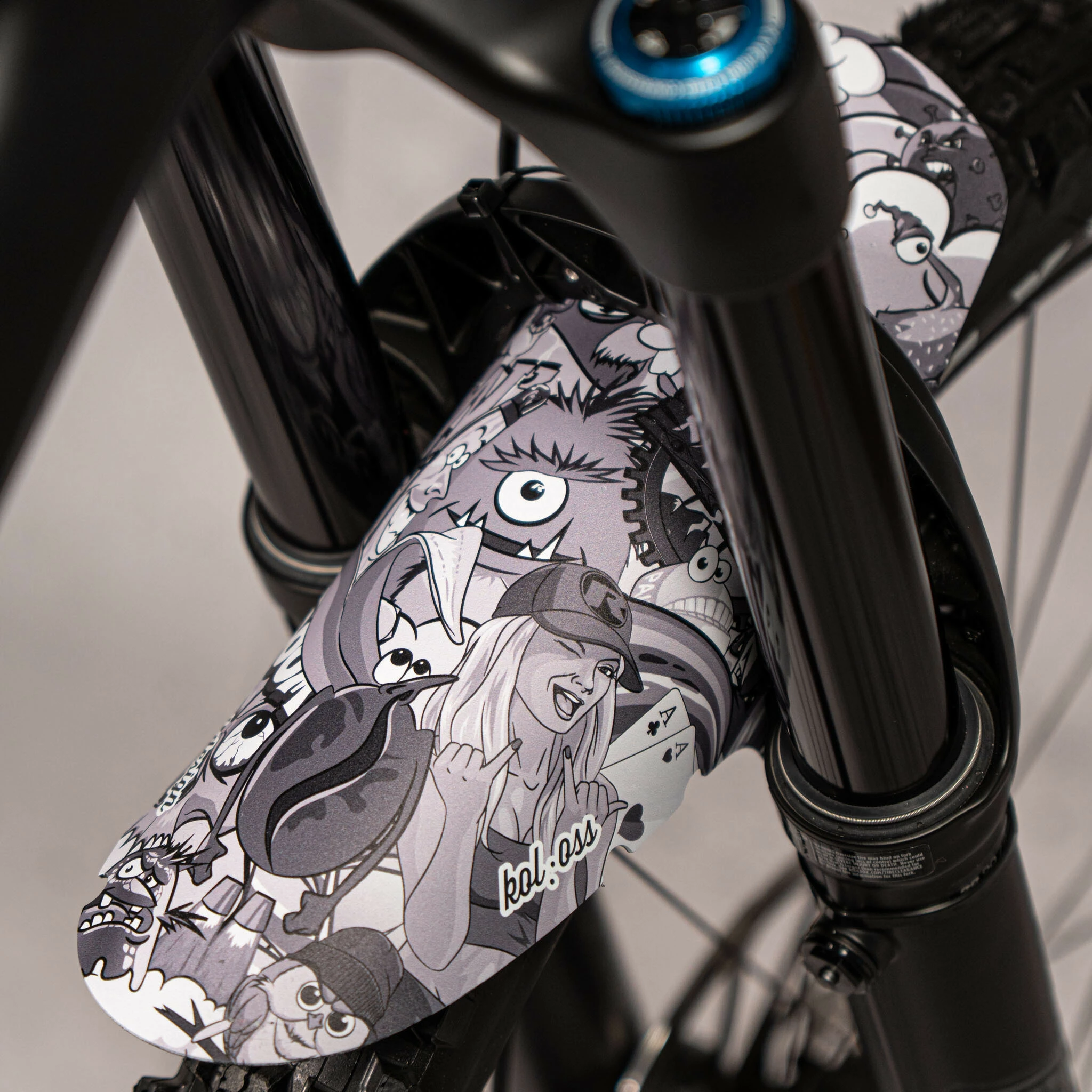 Riesel Design Bei Brügelmann Online Riesel Design Kol:oss Vorderes Schutzblech 26-29" Grau 3 Riesel Design Bei Brügelmann Online Riesel Design Kol:oss Vorderes Schutzblech 26-29" Grau